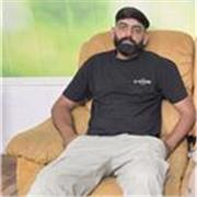 I Muhammad shehzad from pakistan living in Spain for more two and half years. I have completed my bachelor degree in business.