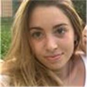 Studentessa dell'ultimo anno di superiori con certificazione DELE C1 offre ripetizioni di spagnolo