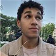 Laureando in filosofia con diploma linguistico, offro ripetizioni di filosofia, storia, inglese e spagnolo per tutti i livelli
