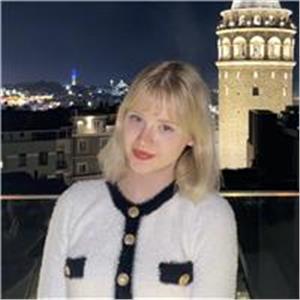 İrem Ayaz