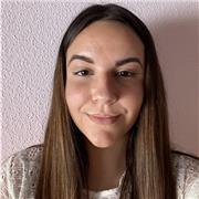 Profesora de inglés apta para infantil y primaria, para cualquier edad comprendida entre los 4 y los 12