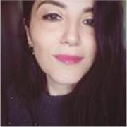 Le mie lezioni sono rivolte ad adulti e studenti stranieri che desiderano imparare l'italiano o migliorarlo 