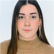 Imparto clases de apoyo escolar en base a las necesidades del alumno. 
Soy una mujer de 23 años, responsable, amable, paciente, respetuosa y que adora a los niños/as.
