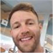Profesor de inglés imparte clases a niños y adultos desde nivel A1 hasta B2