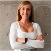 Professional English tutor specializing in conversational English, business English, interview preparation, and exam success.