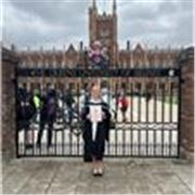I teach psychology, I have a bachelors in psychology and i’m studying Msc Cognitive Neuroscience and Neuropsyhology!