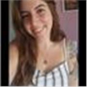 Traductora de inglés a español y viceversa, y profesora de inglés para primara, con la carrera de filología inglesa