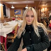 Ho conseguito il diploma di liceo scientifico e sono madrelingua russa e ucraina. Offro ripetizioni di lingua russa e supporto nei