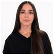 Profesora de todas las asignaturas con gran empatía y responsabilidad 