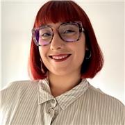 Doctora en Historia del Arte con amplia experiencia en docencia, investigación, gestión de proyectos culturales y mediación