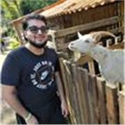 Sou graduando em Medicina Veterinária. Dou aulas online de biologia para reforço escolar e preparatório ENEM