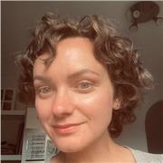 I'm a dedicated teacher of English, and my lessons are aimed at students who want to build confidence and improve their skills :)