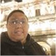 Profesor universitario con amplia experiencia en la enseñanza de la lengua y literatura hispana 