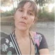 Licenciada en Historia, profesora de español para extranjeros con más de 10 años de experiencia. Residencia en Madrid.