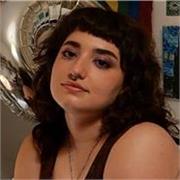 Estudiante de conservacion de Arte. Profesora de dibujo y pintura para todos los niveles e historia del arte para alumnos de ESO y bachiller