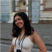 Aiuto compiti ad Acireale o online: studentessa in Lettere Moderne con esperienza.