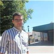 ¡Hola! Soy José Luis, tengo 20 años y soy Graduado en Química. Doy clases de Química, Matemáticas y Física a alumnos de Educación Secundaria (ESO) y clases de Química a alumnos de Bachillerato y universidad. Además preparo para Selectividad. ¡Me desplazo 