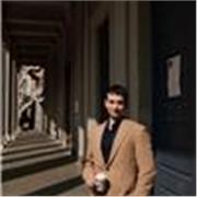 Studente di Medicina e Chirurgia in Italia - Madrelingua Italiana 