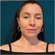 Ich passe mich der Person an. Ich bin geduldig, empatisch und möchte zum Erfolg verhelfen. 