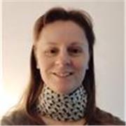 Native English teacher, improving conversational English skills and building confidence in language use