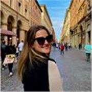 Ciao! Sono una studentessa, ho 24 anni