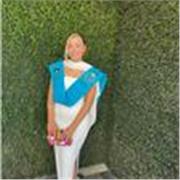 Profesora de Lengua y literatura española, capacitada para dar clases a todas las edades.