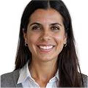 Profesora de ingles imparte clases para niños de todas las edades
