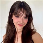 Profesora de dibujo tradicional y digital para todas las edades.