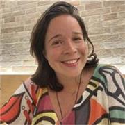 Profesora de Biología con más de 10 años de experiencia  