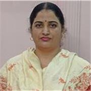 English tutor teaches students from third to tenth standard