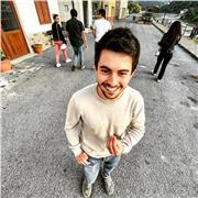 Offro lezioni di basso per chiunque voglia iniziare, approfondire o perfezionare il proprio modo di suonare! Non serve essere professionisti ma solo aver voglia di imparare!