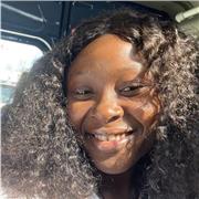 I offer private lessons tailored to your interests, level and needs.