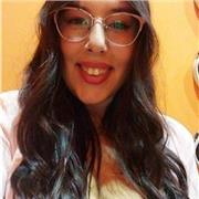 Diplomata in ambito turismo e universitaria di scienze dell'educazione