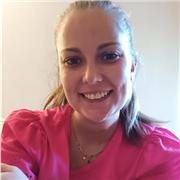 Profesora de Educación Primaria con mención en Educación Física y audición y lenguaje