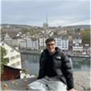 Professeur d'italien et anglais expérimenté et avec un an d'expérience dans l'enseignement des langues auprès d'un collège public en Italie. 