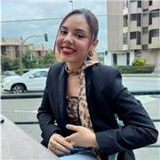 Estudiante de tercero de Periodismo+Publicidad. Doy clases particulares para todas las asignaturas de primaria y también puedo enseñar francés