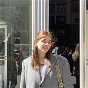 Inglese per ragazzi delle medie e superiori. Il metodo di insegnamento ha come fine quello di rendere autonomi i ragazzi.