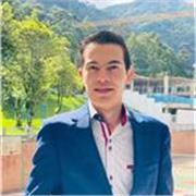 Me defino como un profesional de la salud con formación en odontología y una especialización en inmunología avanzada. 