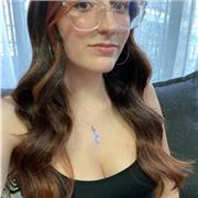 Realizo clases particulares u online, entrego apoyo en los procesos de lectura escritura y calculo matemáticos. Todas las edades