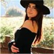 diplomata e madrelingua in francese,offro lezioni