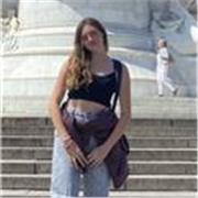 Studentessa del liceo linguistico classe 4 sezione esabac (studio storia in francese, con 6 ore di lingua settimanali), offro ripetizioni ad alunni del biennio o scuole medie