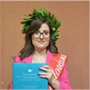 Laureata in Lingue e letterature moderne (laurea magistrale). Insegno inglese, italiano e tedesco da diversi anni. Le lezioni sono personalizzate a seconda dell'esigenza dello studente