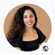 Graphiste depuis 20 ans je donne des cours pour maîtriser Indesign et l’art de la mise en page.