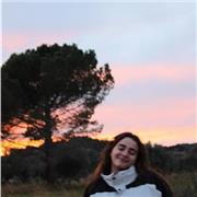 Estudiante de filología semítica y lenguas clásicas, hace siete años que imparto clases de refuerzo de latín y griego antiguo.