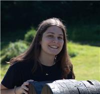 Studentessa al terzo anno di fisica impartisce ripetizioni in matematica e fisica online
