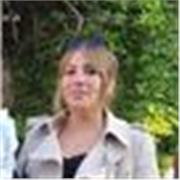 Profesora de Lenguaje y sicopedagogia. Magister en Proyectos. Con método de fomento lector reconocido por el Gobierno Regional