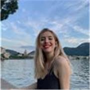 Sono una studentessa universitaria di Scienze della Formazione primaria e diplomata al Liceo Linguistico. Mi offro per aiuto compiti e ripetizioni nelle materie umanistiche (da scuola primaria a scuola superiore di secondo grado) e nelle materie scientifi