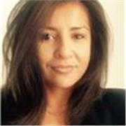 Soy profesora de inglés con amplia experiencia dando clases. Cuento con formación universitaria y una trayectoria internacional. 