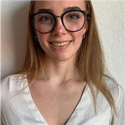 Etudiante en mathématiques propose cours de maths à domicile.