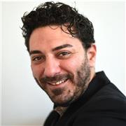 Consultor de Marketing con mas de 10 años de experiencia con cursos presencial y online